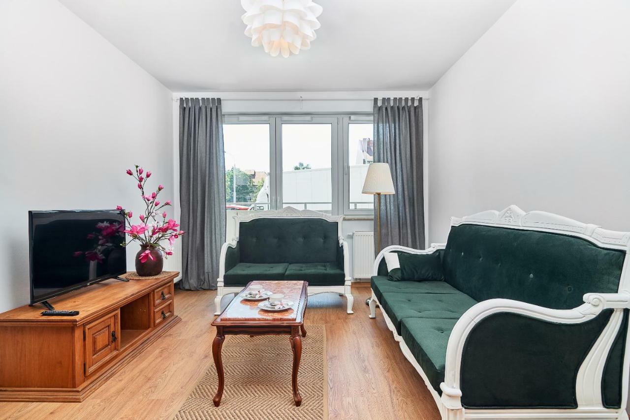 Vintage Apartment In New Estate With Parking - Krzyki Wroclaw By Noclegi Renters Exterior foto